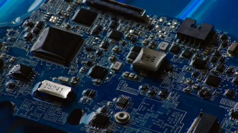 Live Cybersecurity News Brief for July 31, 2026: Exploits, Platform Security, and Response